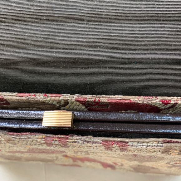 Vintage French Brocade & Leather Lion Purse, A la Reine Des Fees - Picture 10 of 10